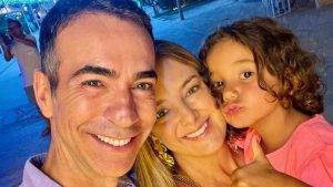 Cesar Tralli com Ticiane Pinheiro e a filha - Reprodução/Instagram