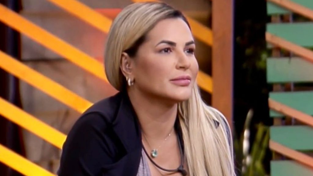 Deolane Bezerra em 'A Fazenda 14' (Reprodução/PlayPlus)