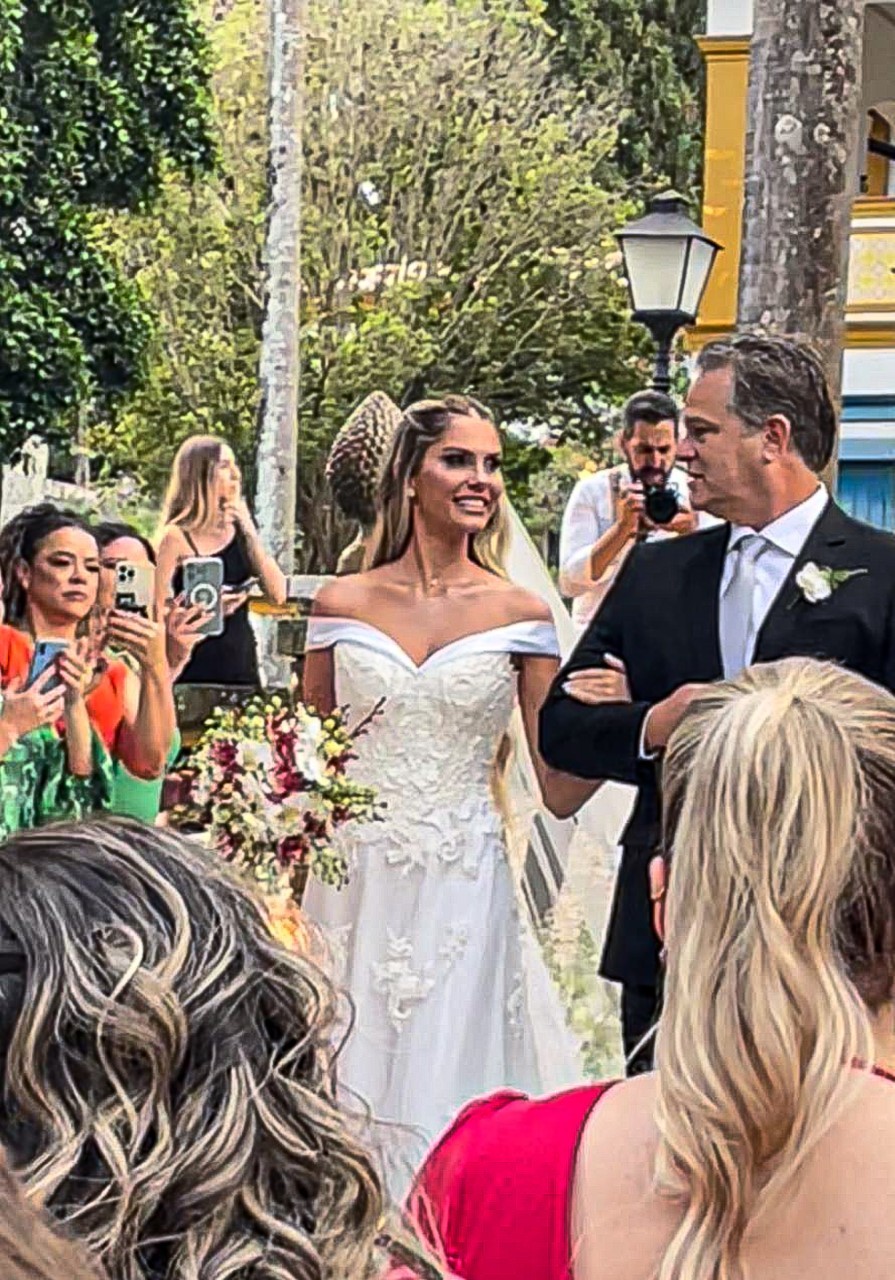 Casamento de Bárbara Evans e Gustavo Theodoro (Créditos: AgNews)