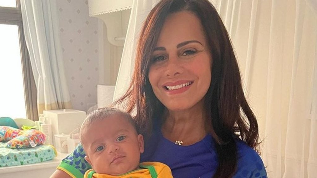 Viviane Araújo com o filho, Joaquim (Reprodução/Instagram)