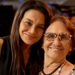 Dira Paes e a mãe, Flor