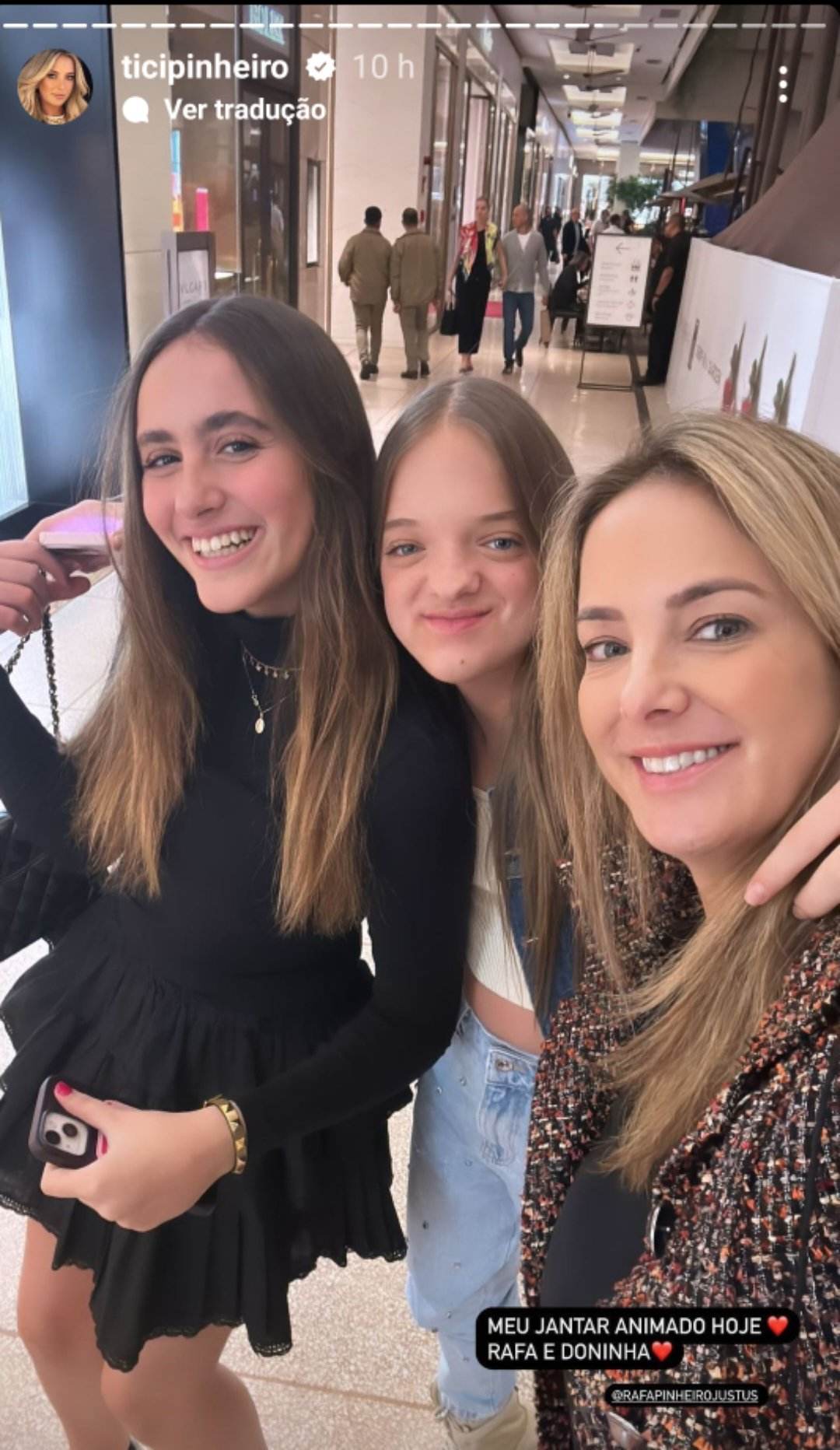 Ticiane Pinheiro, Rafaella Justus e Donatella Mion - Foto: Reprodução/Instagram