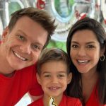 Thais Fersoza e Michel Teló com o filho Teodoro