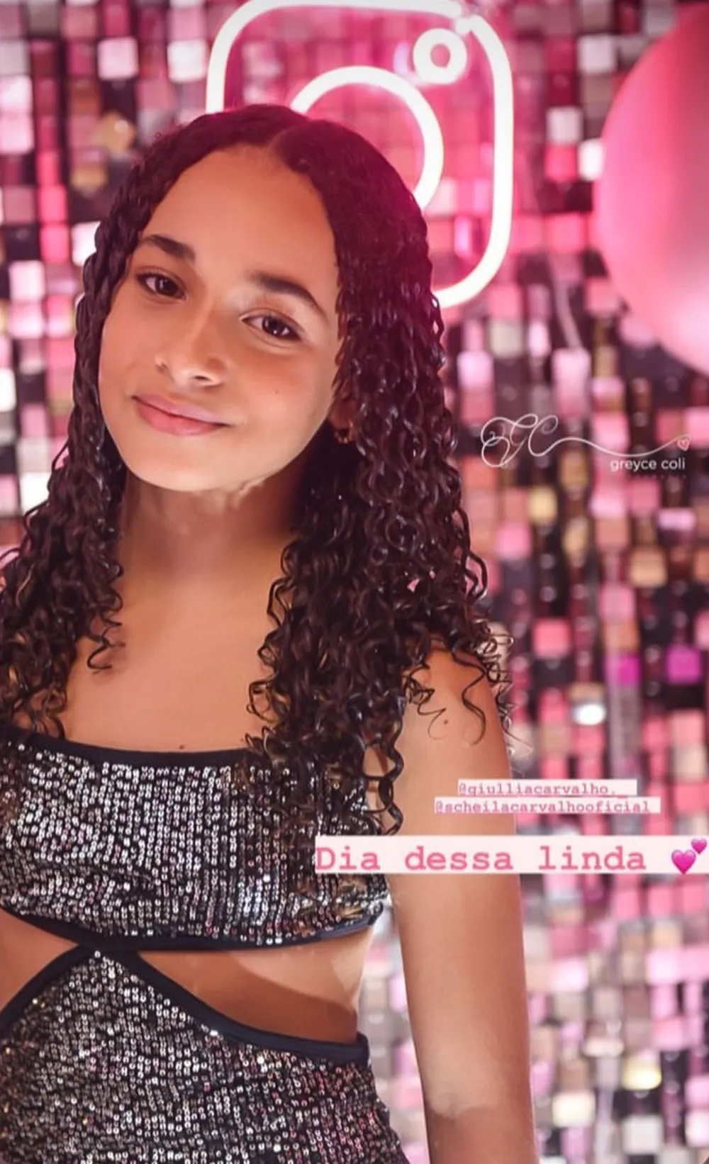 Filha de Scheila Carvalho ganha festa glamorosa para seus 13 anos - Crédito: Reprodução/ Instagram