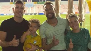 Vinicius Martinez, Valentin, Neymar e Davi Lucca (Reprodução)