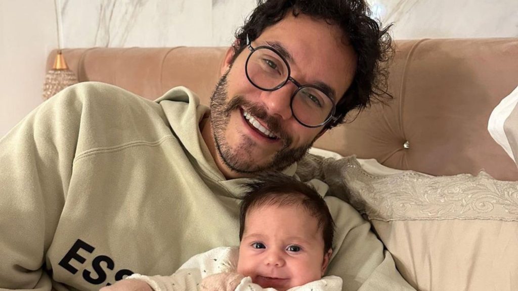 Eliezer e a filha Lua (Reprodução/Instagram)