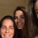 Gloria Pires e as filhas (Reprodução/Instagram)