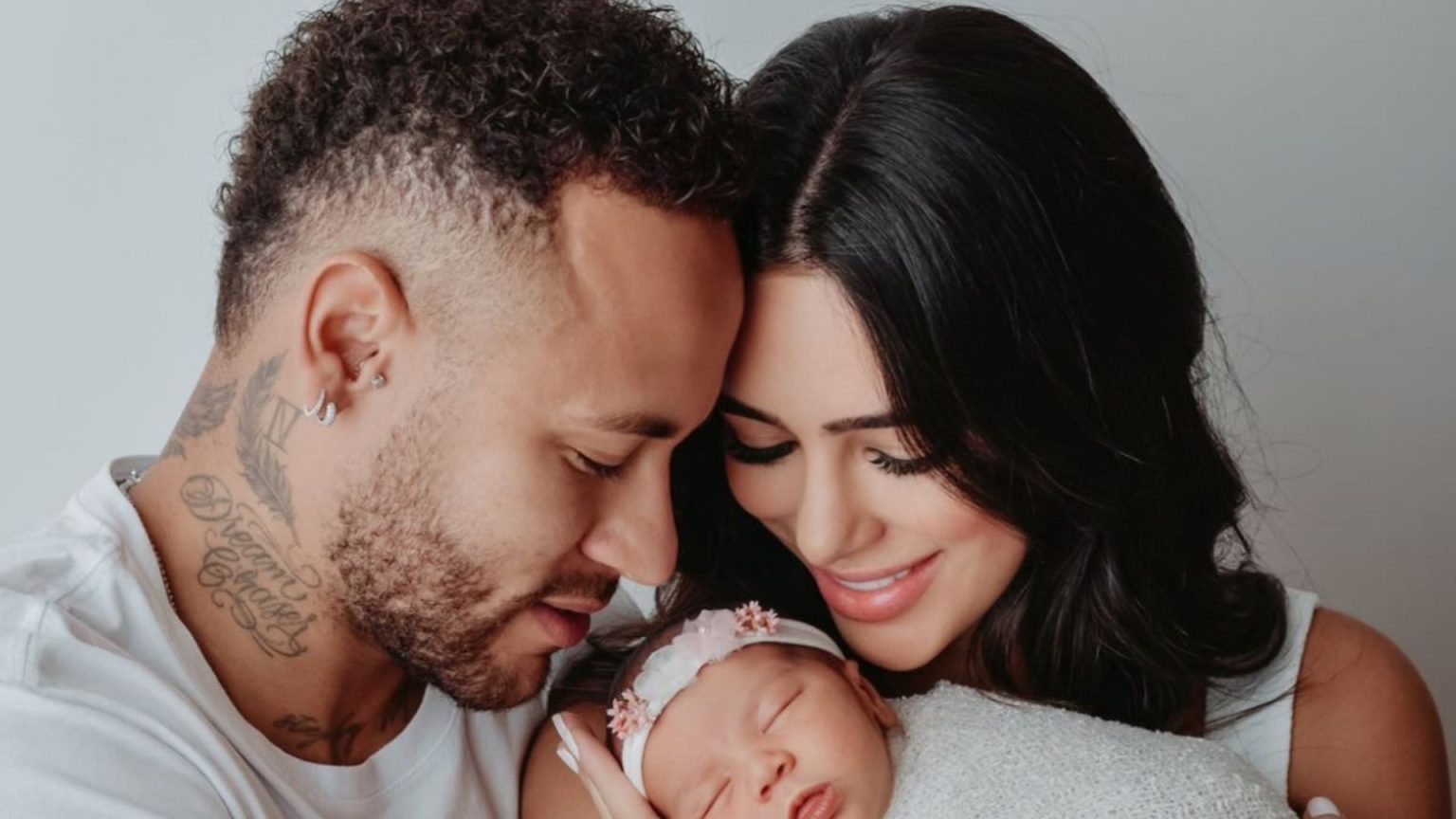 Fam lia Unida Neymar Mostra Fotos Ao Lado Dos Filhos No Natal fam-lia-unida-neymar-mostra-fotos-ao-lado-dos-filhos-no-natal