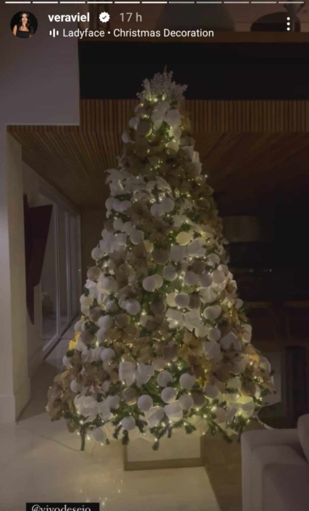 Esposa de Rodrigo Faro impressiona ao mostrar árvore de Natal de três metros em sua mansão
