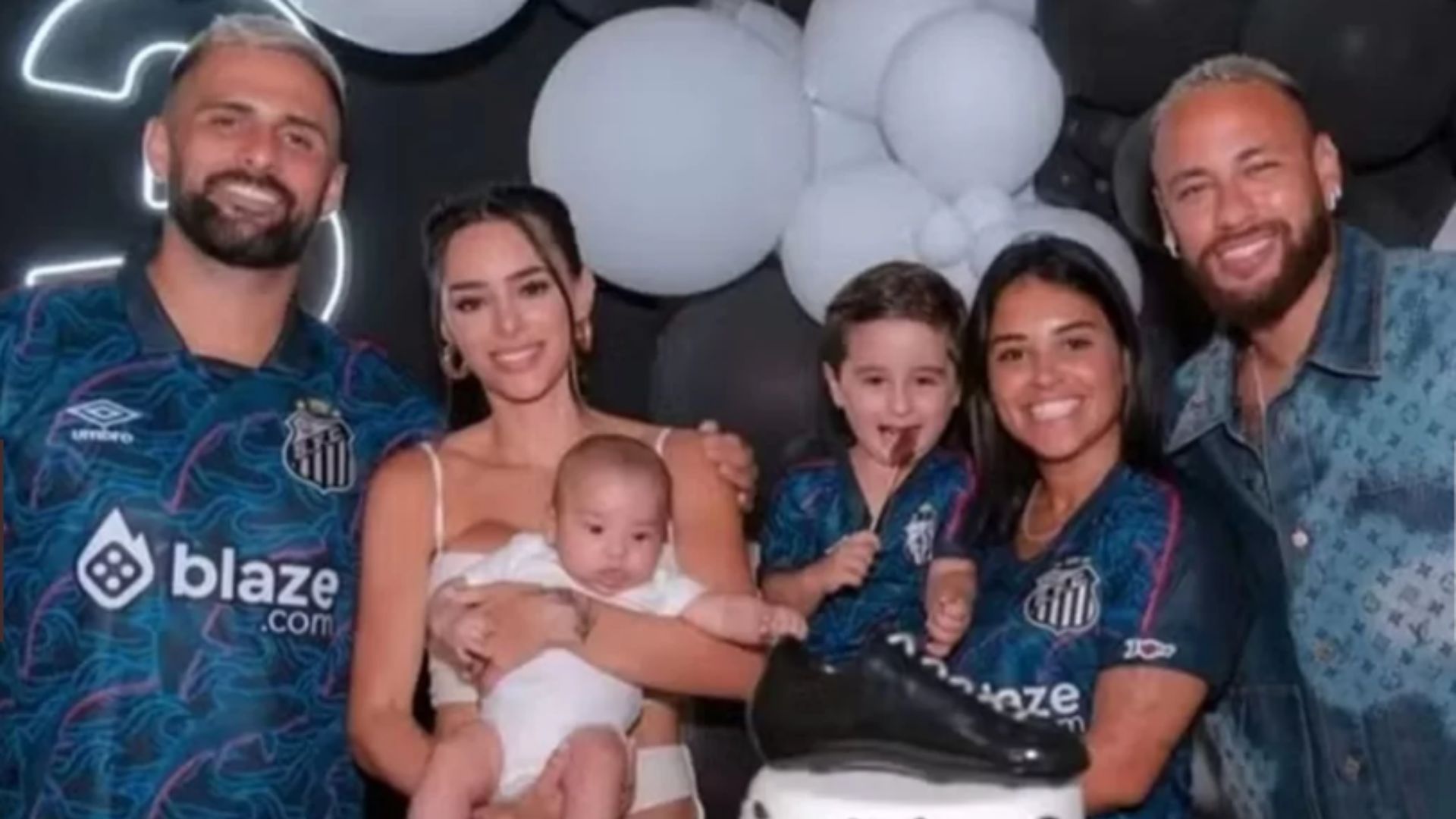 Neymar Jr e Bruna Biancardi em festa - Reprodução/Instagram
