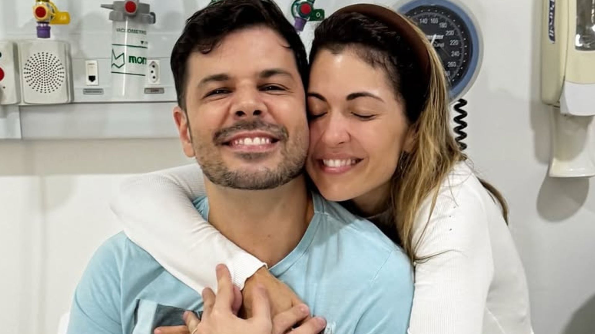 Jonas Almeida e Kelly Maria - Reprodução/Instagram