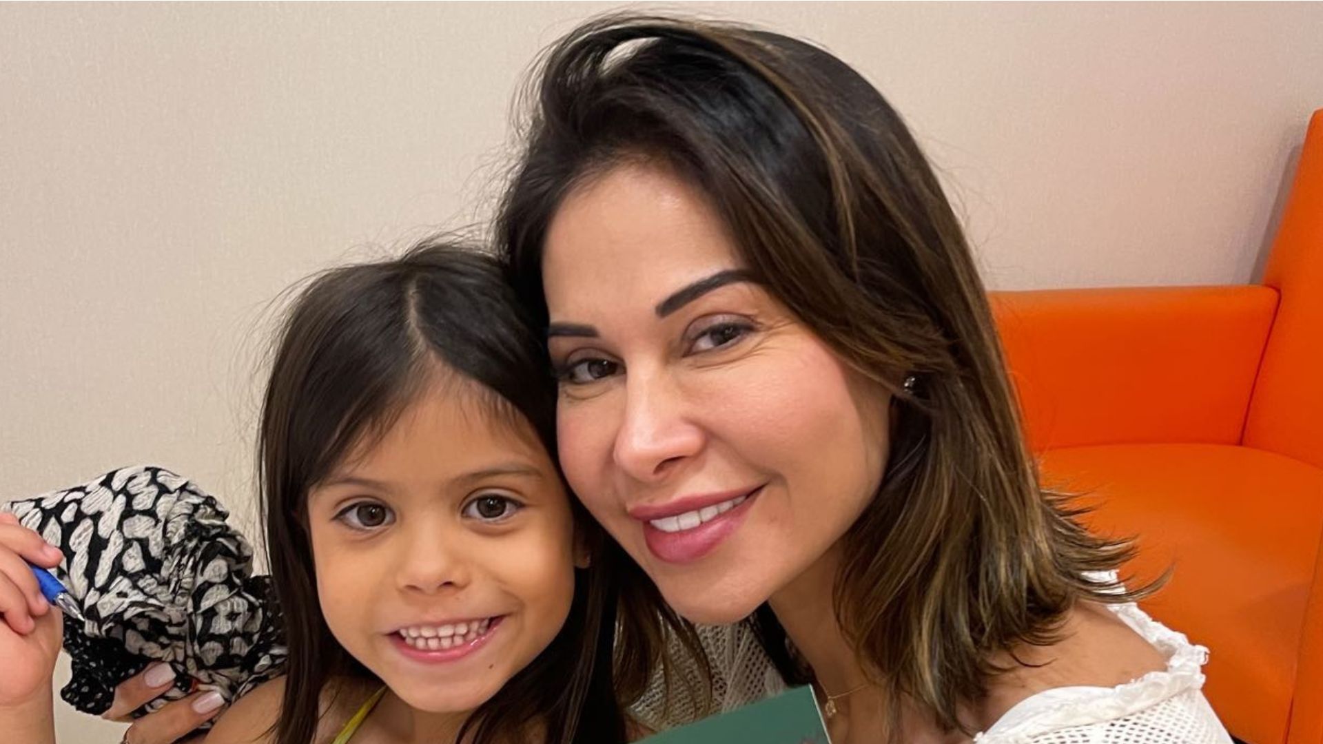 Maíra Cardi e filha, Sophia